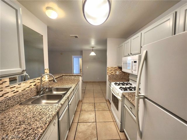 2200 South Fort Apache Road 2164, Las Vegas, NV 89117