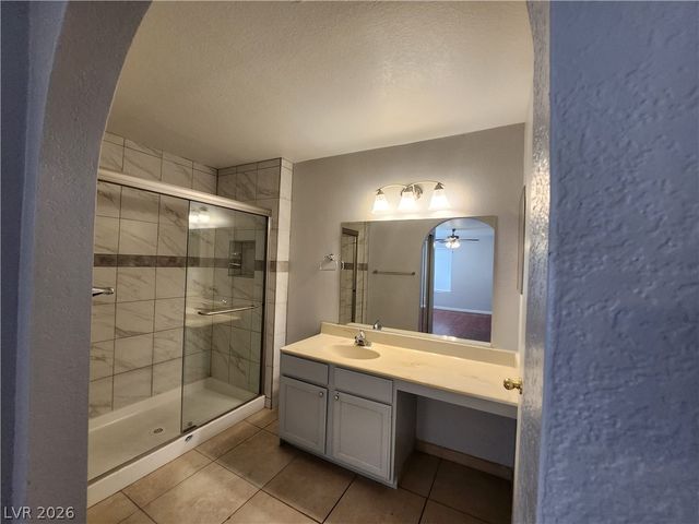 2200 South Fort Apache Road 2164, Las Vegas, NV 89117