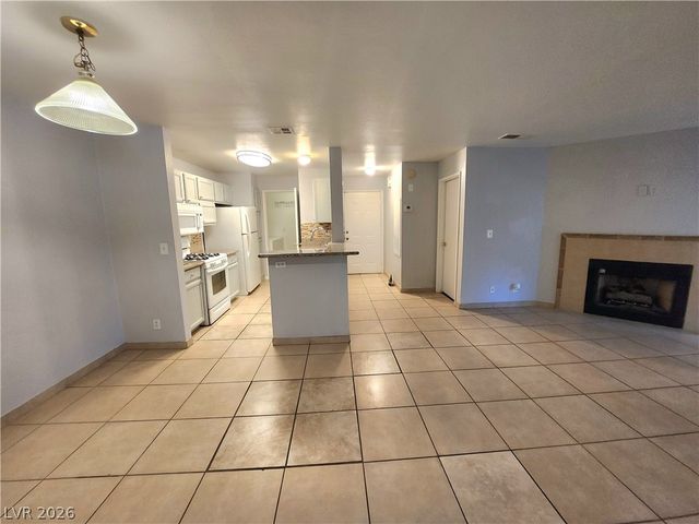 2200 South Fort Apache Road 2164, Las Vegas, NV 89117