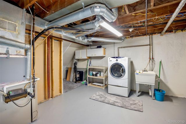 23117 Arthur Court, St. Clair Shores, MI 48080