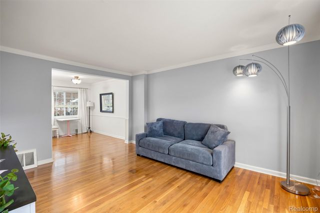 23117 Arthur Court, St. Clair Shores, MI 48080