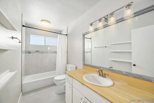 806 E 4Th Ave 10, Escondido, CA 92025