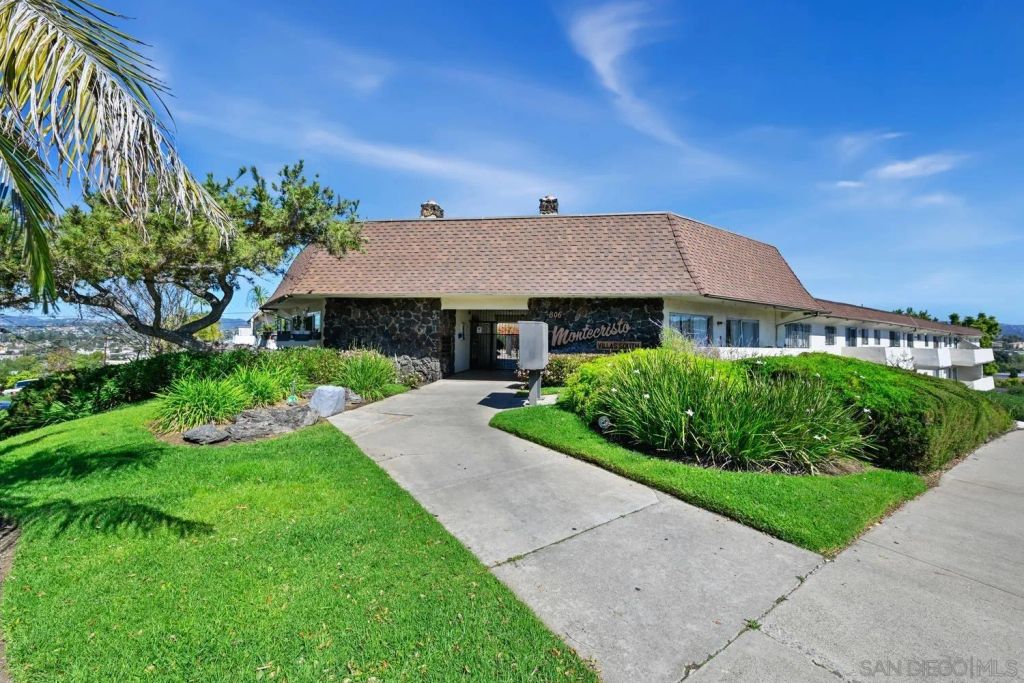 806 E 4Th Ave 10, Escondido, CA 92025