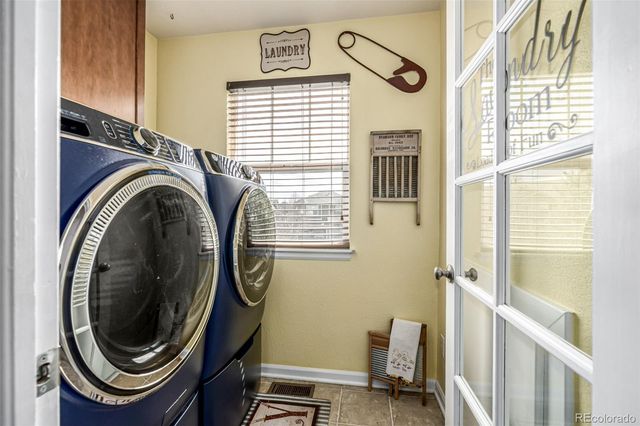 1305 S Biloxi Court, Aurora, CO 80018