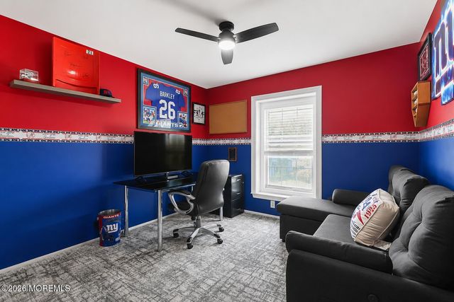 123 Kentucky Way, Freehold, NJ 07728