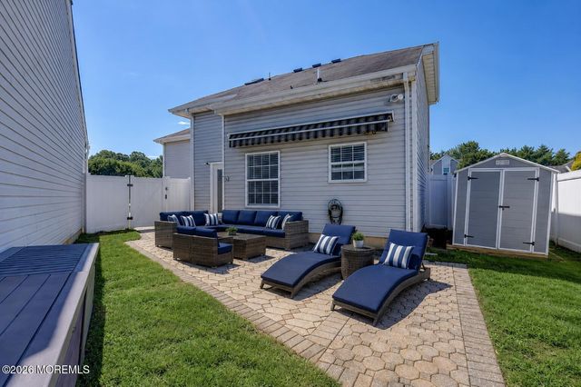 123 Kentucky Way, Freehold, NJ 07728
