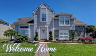 123 Kentucky Way, Freehold, NJ 07728