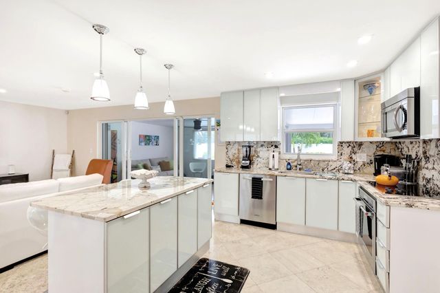 1131 Surf Road, Singer Island, FL 33404
