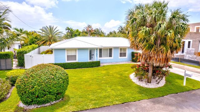 1131 Surf Road, Singer Island, FL 33404