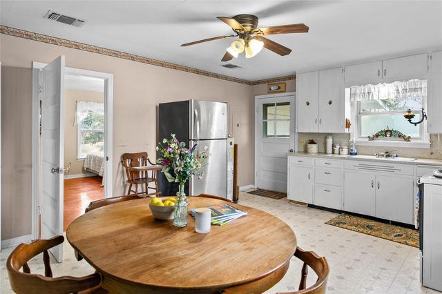 3026 Pursley RD, Dripping Springs, TX 78620