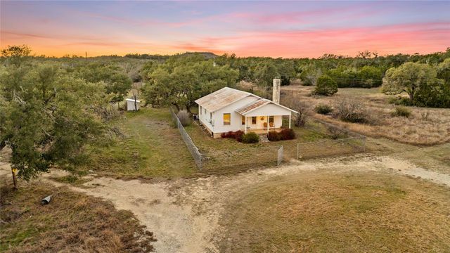 3026 Pursley RD, Dripping Springs, TX 78620