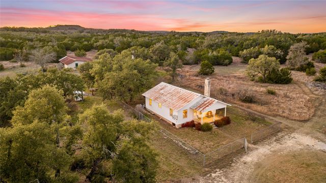 3026 Pursley RD, Dripping Springs, TX 78620
