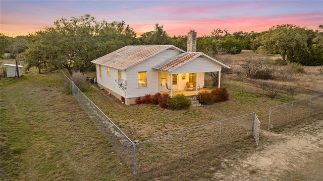 3026 Pursley RD, Dripping Springs, TX 78620