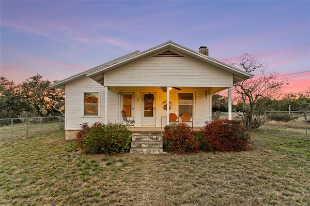 3026 Pursley RD, Dripping Springs, TX 78620