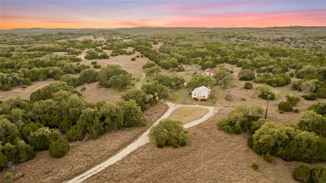 3026 Pursley RD, Dripping Springs, TX 78620