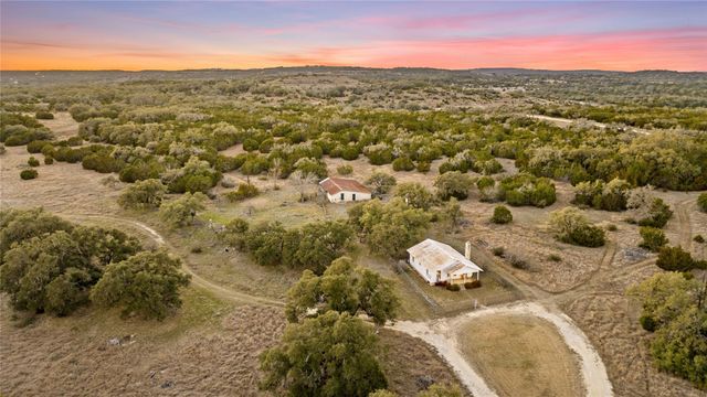3026 Pursley RD, Dripping Springs, TX 78620