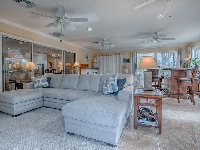 17300 SE 91ST LEE AVENUE, The Villages, FL 32162