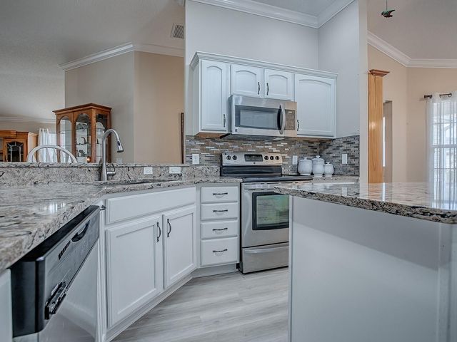 17300 SE 91ST LEE AVENUE, The Villages, FL 32162