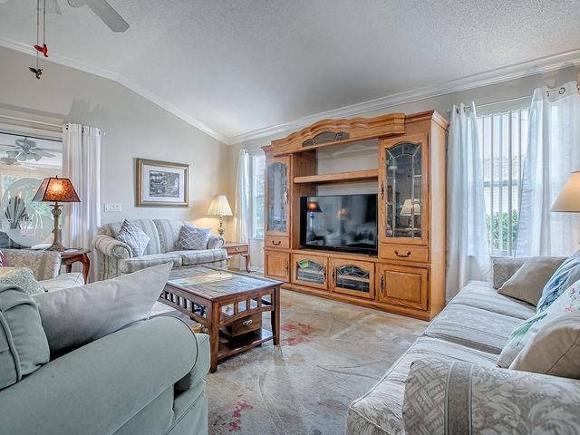 17300 SE 91ST LEE AVENUE, The Villages, FL 32162