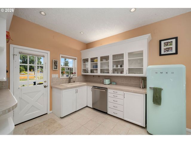 3706 FALK Rd, Vancouver, WA 98661