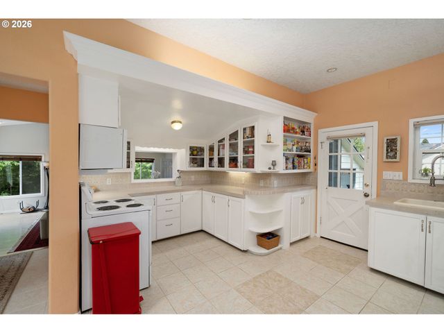 3706 FALK Rd, Vancouver, WA 98661