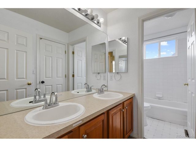 18119 E Caley Cir, Aurora, CO 80116