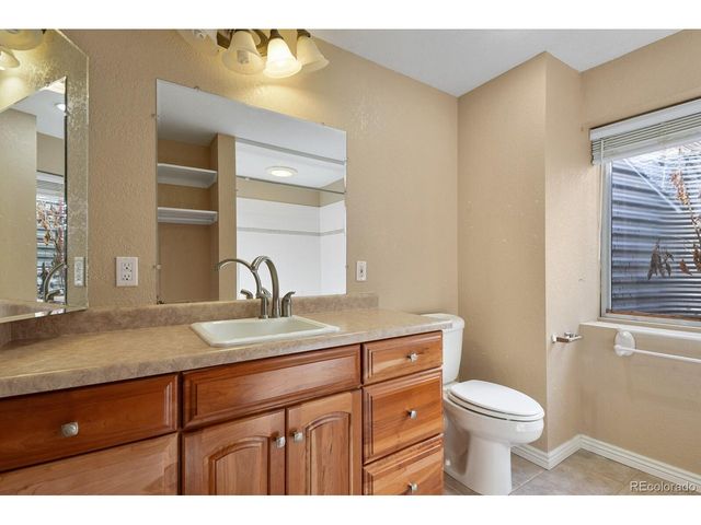 18119 E Caley Cir, Aurora, CO 80116