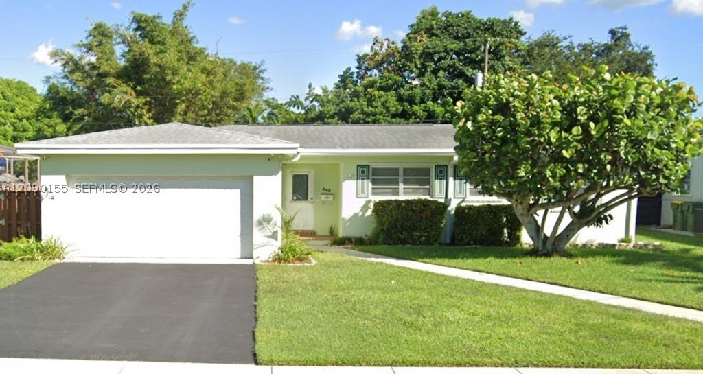 949 NW 9th St, Homestead, FL 33030