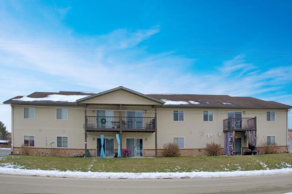 106 N Silver STREET, La Farge, WI 54639