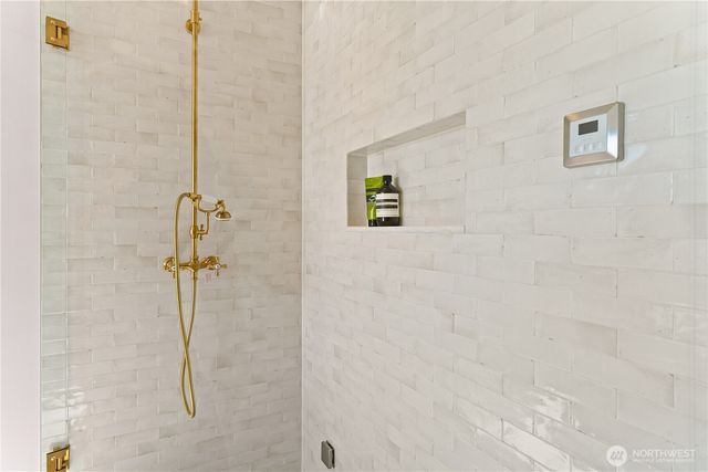 2151 Bayview Avenue, Blaine, WA 98230