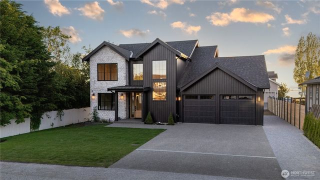 2151 Bayview Avenue, Blaine, WA 98230