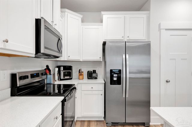 8478 Bluejack Dr, Pensacola, FL 32514