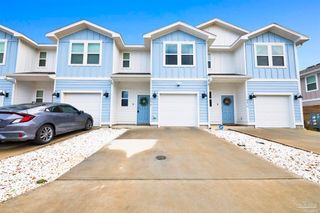 8478 Bluejack Dr, Pensacola, FL 32514