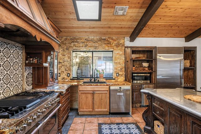6313 N 181ST Avenue, Waddell, AZ 85355