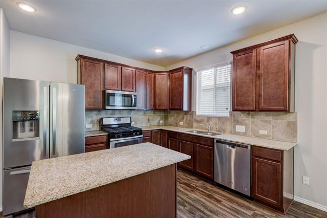 4344 Roaring Timber Drive, Conroe, TX 77304