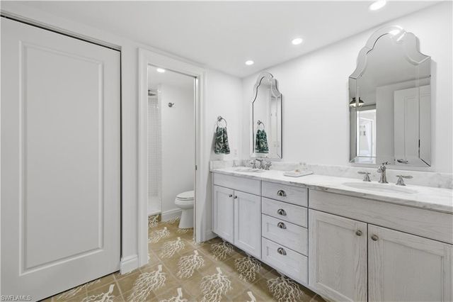 3115 Gulf Shore BLVD N 706S, Naples, FL 34103