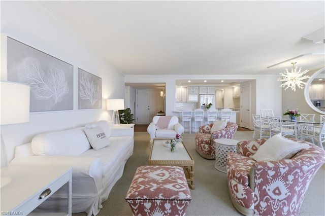 3115 Gulf Shore BLVD N 706S, Naples, FL 34103