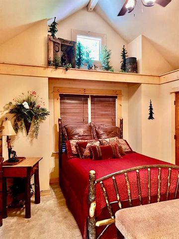 381 Laurel Ridge Drive, Ellijay, GA 30536