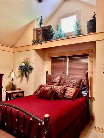 381 Laurel Ridge Drive, Ellijay, GA 30536