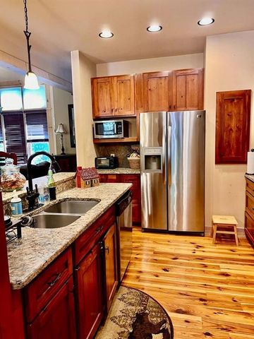 381 Laurel Ridge Drive, Ellijay, GA 30536
