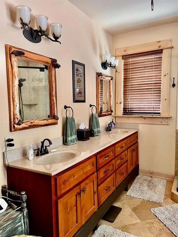 381 Laurel Ridge Drive, Ellijay, GA 30536