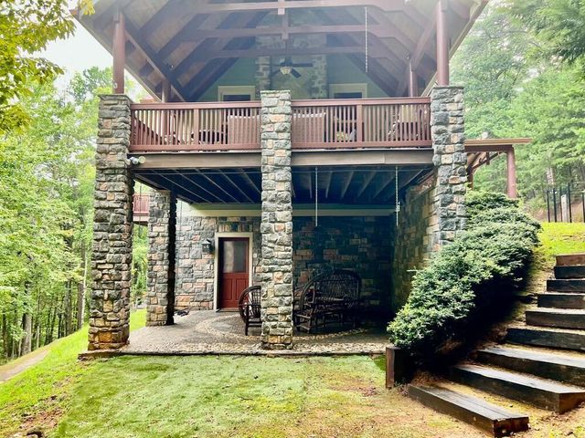 381 Laurel Ridge Drive, Ellijay, GA 30536
