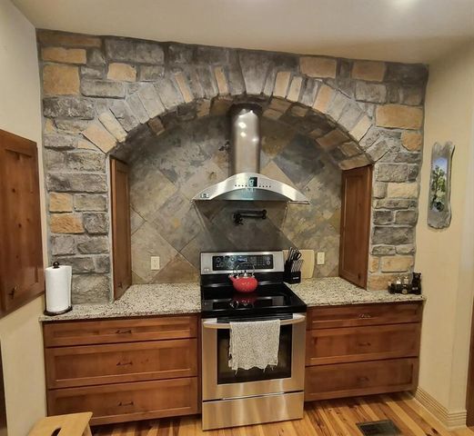 381 Laurel Ridge Drive, Ellijay, GA 30536