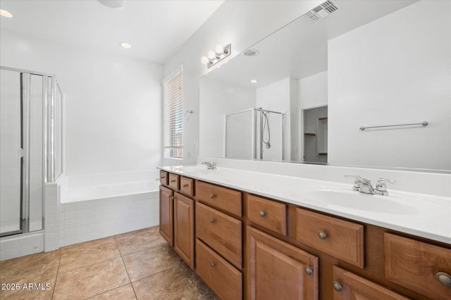 5511 W DESPERADO Way, Phoenix, AZ 85083