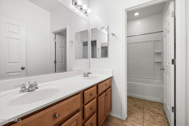 5511 W DESPERADO Way, Phoenix, AZ 85083