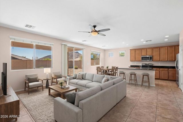 5511 W DESPERADO Way, Phoenix, AZ 85083