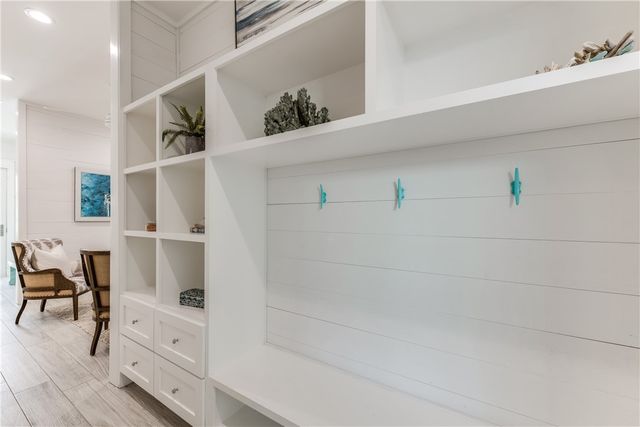 709 Sunrise Ave, Port Aransas, TX 78373