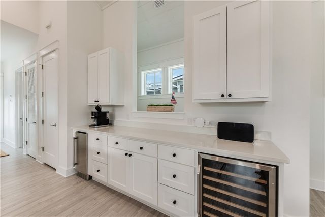 709 Sunrise Ave, Port Aransas, TX 78373