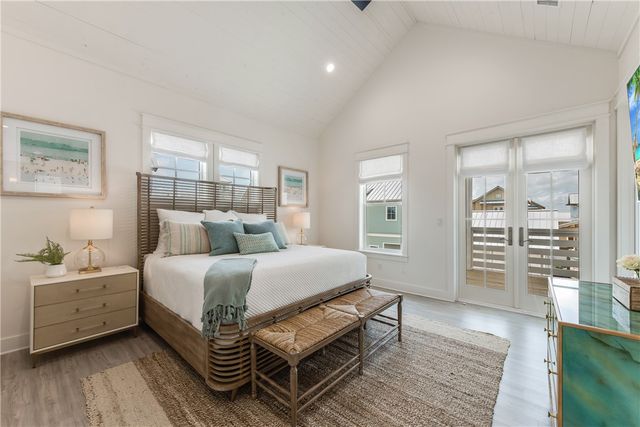 709 Sunrise Ave, Port Aransas, TX 78373