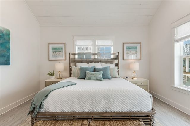 709 Sunrise Ave, Port Aransas, TX 78373